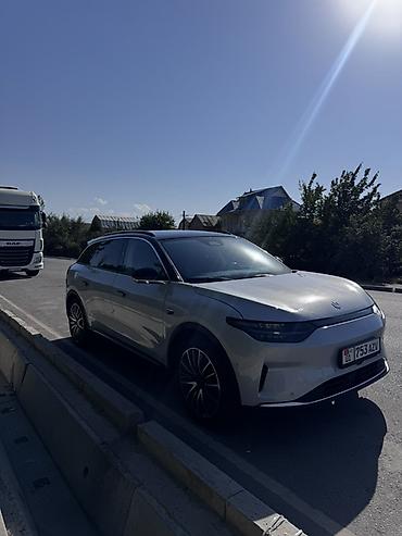 3c te: Zeekr : | 2022 г. Кроссовер — 2