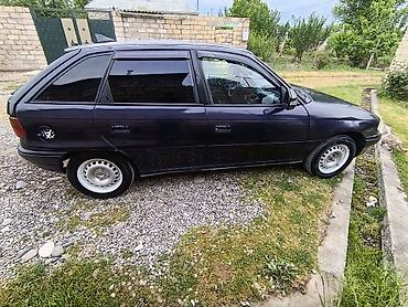 bmw f10 lip: Opel Astra: 1.6 l | 1993 il 68000 km Hetçbek — 4