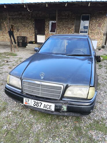 с класс 220: Mercedes-Benz 220: 1995 г., 1.8 л, Механика, Бензин, Внедорожник