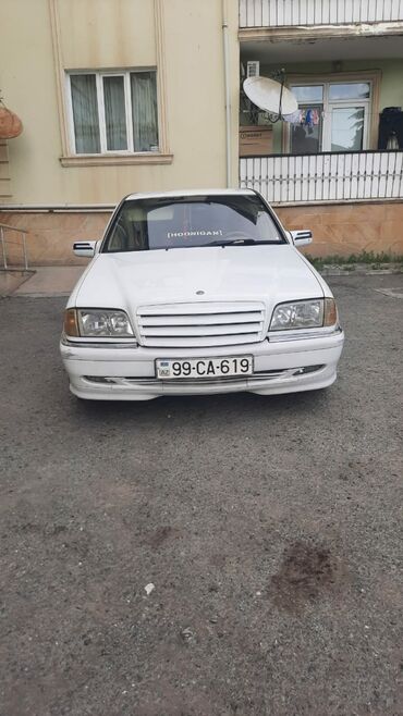 mercedes tülkü göz: Mercedes-Benz 230: 2.3 l | 1997 il Sedan