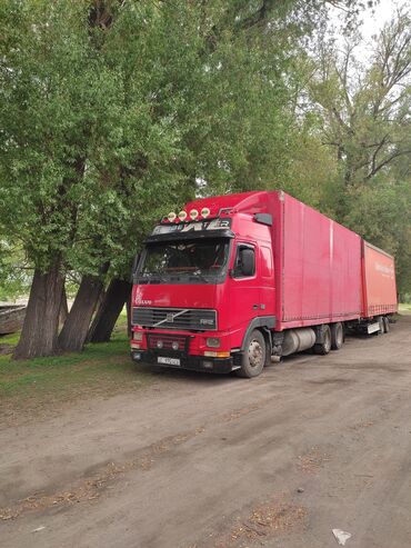 грузовой бус сапок: Тягач, Volvo, 1999 г., Шторный
