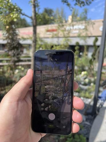 Уюлдук телефондор жана аксессуарлар: IPhone 11 Pro, цвет Gold 256 гб Акб 90% Состояния 🔥 - Экран 5.8" Super — 4