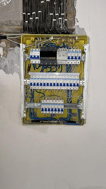световые линии: Электрик | Электромонтажные работы Больше 6 лет опыта — 3