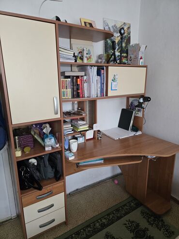 Компьютерные столы: Компьютерный стол, Б/у, С полками, ЛДСП