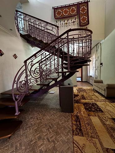 контейнерный модул: 250 м², 6 комнат и более — 9