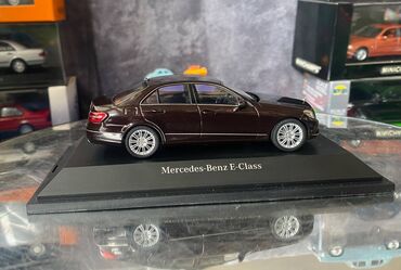 Avtomobil modelləri: Коллекционная модель Mercedes-Benz E Class W212 brown 2009 Dealer — 15