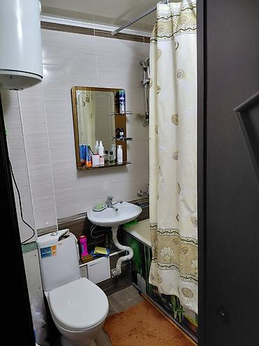 2 комнаты, 44 м², 104 серия, 2 этаж, Косметический ремонт at lalafo.kg 2 комнаты, 44 м², 104 серия, 2 этаж, Косметический ремонт