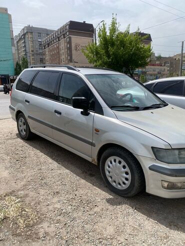 Mitsubishi: Mitsubishi Space Wagon: 1999 г., 2.4 л, Механика, Бензин, Минивэн — 3