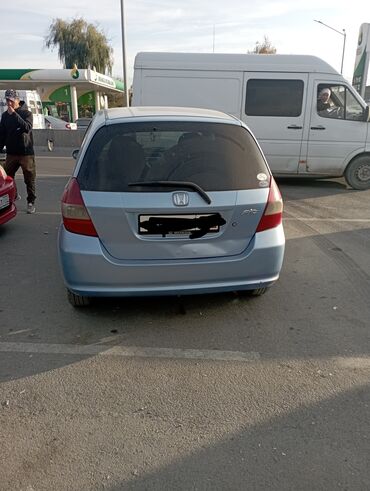 hona fit: Honda Fit: 2002 г., 1.3 л, Бензин