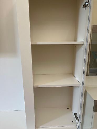 Ağ rəngdə TV stendi və asma panel ilə divar modulu. tv satılmır lalafo.az -da Ağ rəngdə TV stendi və asma panel ilə divar modulu. tv satılmır