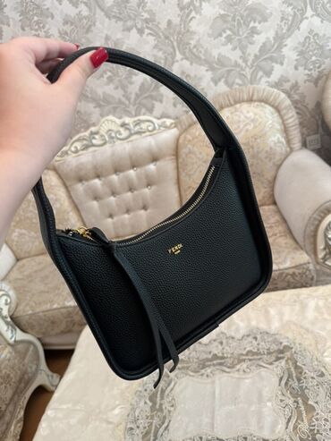 Ювелирные изделия: Сумка на плечо, Fendi, Новый