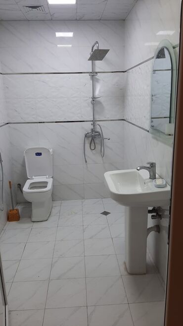 Uzunmüddətli kirayə mənzillər: 2 otaqlı Panarama Parkın Binasında mənzil kirayə verilir. 100 manat -da lalafo.az — 11 Uzunmüddətli kirayə mənzillər: 2 otaqlı Panarama Parkın Binasında mənzil kirayə verilir. 100 manat — 11