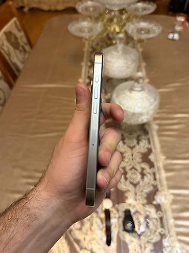 ekran iphone: IPhone 15 Pro, 128 GB, White Titanium, Face ID — 4