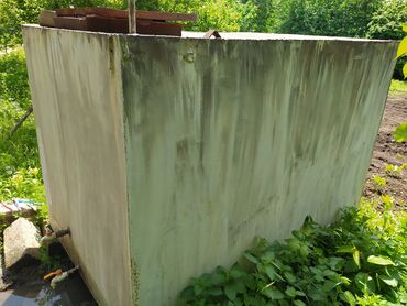 Baklar və çənlər: Msu çəni satılır. 1ton 700 bele qiymət 450 istəyən olsa endirim olcaq
