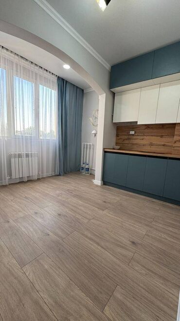 квартира с подсления: 1 бөлмө, 45 кв. м, 106-серия жакшыртылган, 3 кабат, Евроремонт