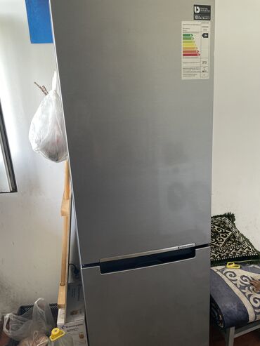 Холодильники: Холодильник Samsung, Б/у, Двухкамерный, 45 * 190 * 35