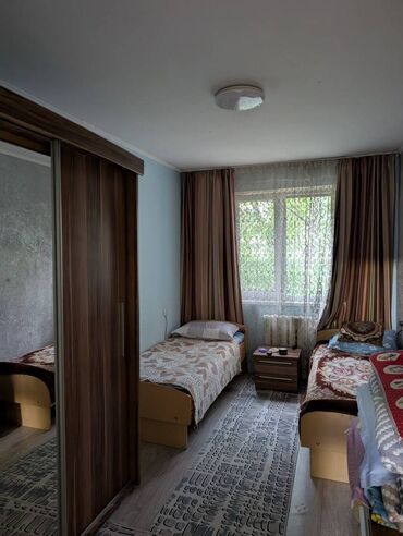 квартира обмен на частный дом: 3 комнаты, 58 м², 104 серия, 1 этаж, Косметический ремонт