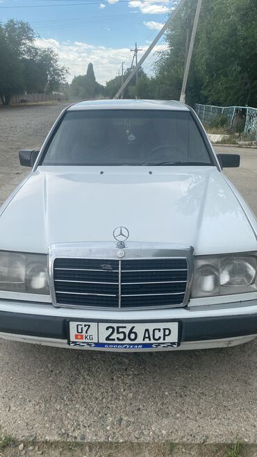 мерс в 202: Mercedes-Benz 230: 1989 г., 2.3 л, Механика, Бензин, Седан