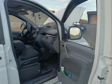 Mercedes-Benz: Mercedes-Benz Vito: 2.2 l | 2006 il Van/Minivan — 3