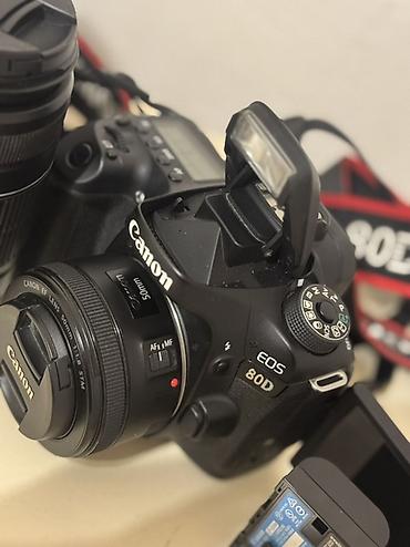 Fotokameralar: Canon 80D +1300D Hər ikisi üçün bir ədəd batareka və yaddaş kartı — 9