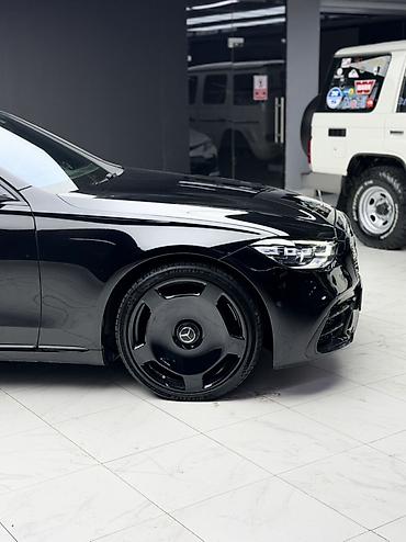 Mercedes-Benz: Mercedes-Benz S-Class: 2022 г., 3 л, Автомат, Электромобиль, Седан — 4