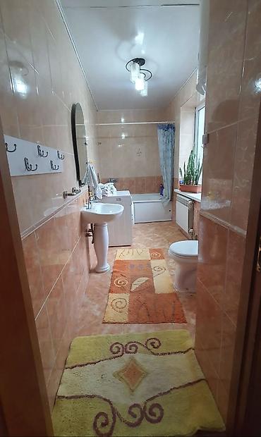 Долгосрочная аренда домов: 300 м², 7 комнат — 15