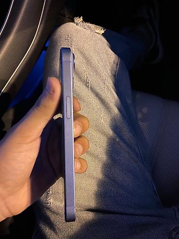 a15: IPhone 14, 128 GB, Face ID — 5