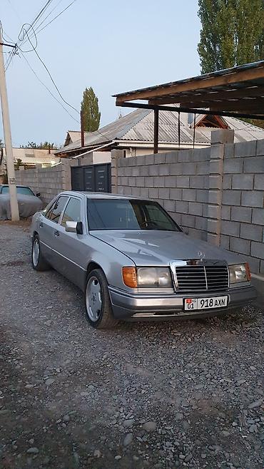 merc 124: Mercedes-Benz W124: 1992 г., 2 л, Механика, Бензин, Седан — 3