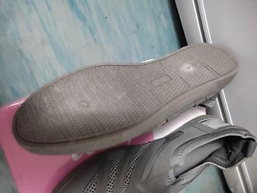 Босоножки, сандалии, шлепанцы: Продам чисто за символическую плату обувь женская размеры 39- 40 по — 15