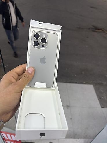 server qiymetleri: IPhone 15 Pro, 256 GB, Gümüşü, Simsiz şarj — 2