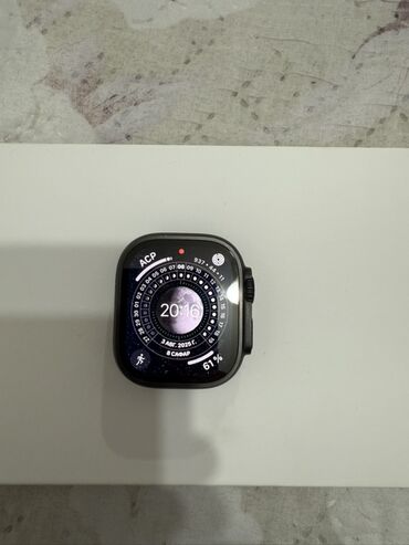 смарт часы ультра 9: Apple Watch Ultra 2 с квадратным корпусом чёрного цвета. На дисплее