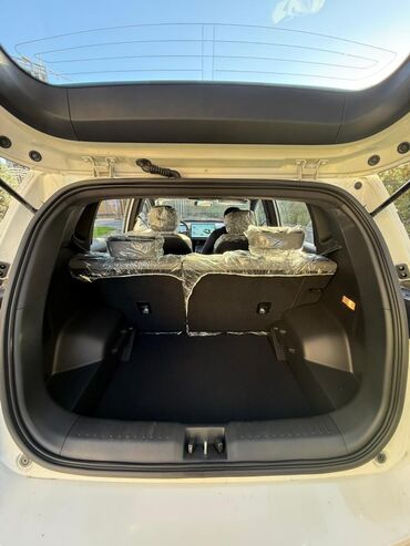 Другой электротранспорт: Электромобиль (кросс‑минивэн) белого цвета. Основные особенности: - — 10