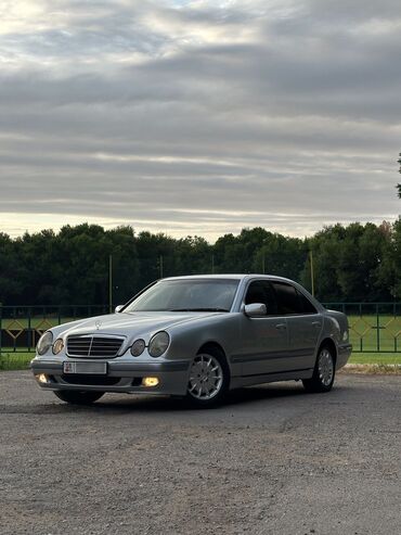 чехол для машина: Mercedes-Benz E 220: 1999 г., 2.2 л, Автомат, Дизель, Седан