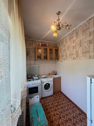 Продажа квартир: 1 комната, 33 м², 105 серия, 2 этаж, Евроремонт