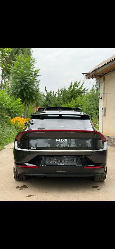 Kia: Kia EV6: 2023 г., Автомат, Электромобиль, Кроссовер — 2