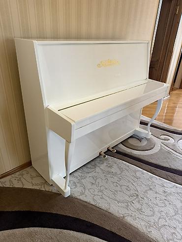 88: Ağ rəngli upright pianino – “СЮИТА” (Syuıta). - Korpus: parlaq — 5