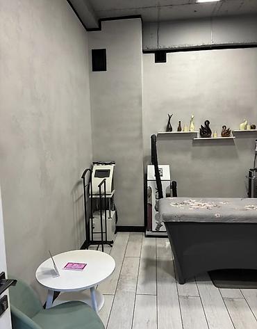 Аренда кабинетов в салонах красоты: Аренда кабинетов в салонах красоты, 120 м², Для парикмахера, Для бровиста, Для визажиста — 14