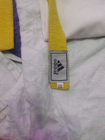 İdman formaları: Tep teze qalib Cemi 5 ders geyilib.Bahalilardandir.Qalin material.Ve — 4