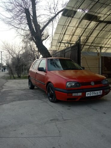 пассад б 3: Volkswagen Golf: 1996 г., 1.6 л, Механика, Бензин, Хетчбек