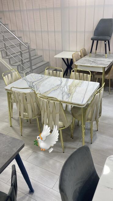 İkimərtəbəli uşaq çarpayıları: Mətbəx üçün, Yeni, Dördbucaq masa, 4 stul