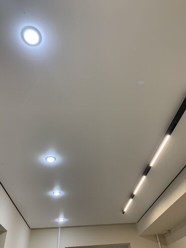 Натяжной потолок: Натяжной потолок Глянцевое, Матовое, 3D потолки Гарантия, Бесплатная консультация, Бесплатный замер — 9