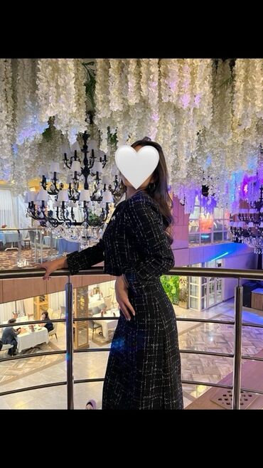 платье миди с разрезом на ноге: Вечернее платье, Классическое, Длинная модель, Твид, С рукавами, M