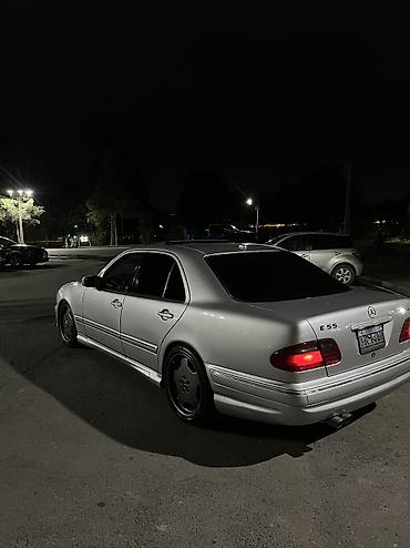 Mercedes-Benz E-Class: 2001 г., Бензин, Седан