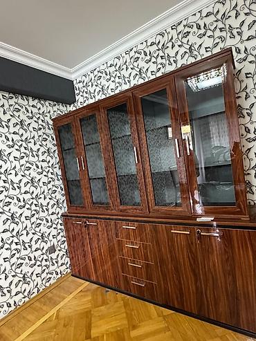 Буфеты: Yemək otağı üçün vitrinli bufet - Material: MDF/LDSP əsaslı, parlaq — 5