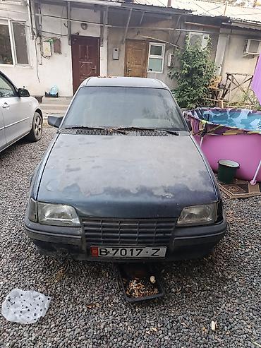 опель кадетт: Opel Kadett: 1985 г., 1.5 л, Механика, Бензин, Хэтчбэк — 2