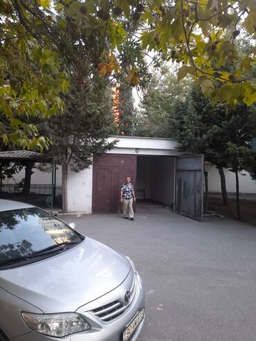 Qaraj satılır: 35 kv. m, 7 * 7 * 3 Daş Su — 10