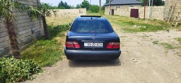 Mercedes-Benz: Mercedes-Benz 240: 2.4 l | 1998 il Sedan — 22