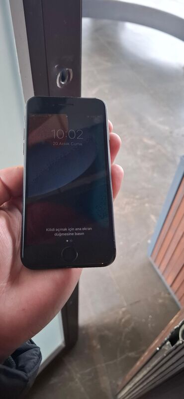 Apple iPhone: IPhone 7, 128 GB, Jet Black, Barmaq izi