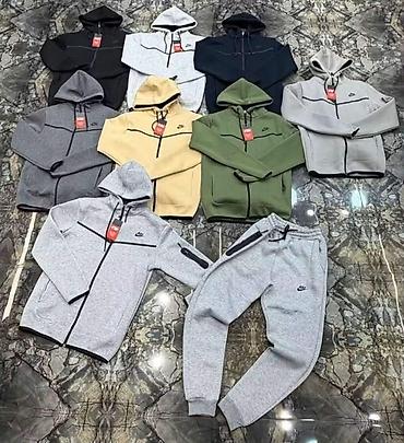 premiata 41: Muške termo trenerke
s,m,l,xl,2xl
5500 din — 1