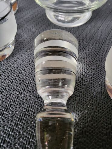 Kuhinjski setovi: Servis nov paracinsko staklo 70te za vino. Servis sve na njemu odsjaj na lalafo.rs — 14 Kuhinjski setovi: Servis nov paracinsko staklo 70te za vino. Servis sve na njemu odsjaj — 14